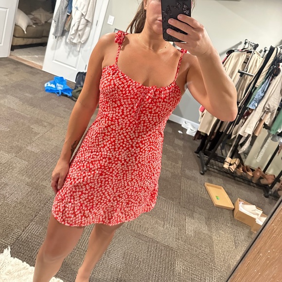 Assorted Shein Dresses - Picture 5 of 6